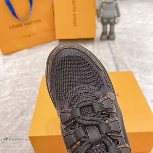 Louis Vuitton Archlight Monogram Sneaker - Picture 7 of 9